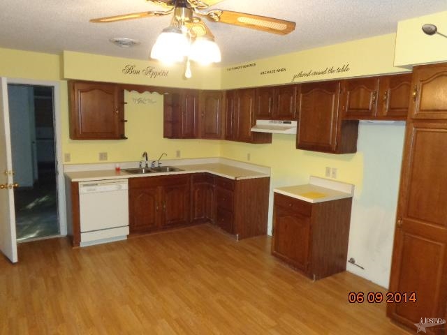 522 Catherine Dr, Sweetser, IN 46987 photo 5