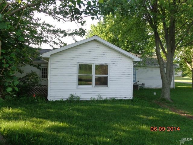 522 Catherine Dr, Sweetser, IN 46987 photo 2