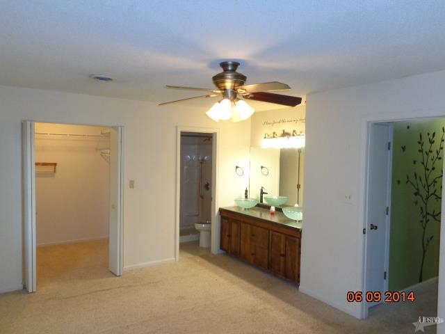 522 Catherine Dr, Sweetser, IN 46987 photo 16