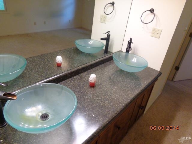 522 Catherine Dr, Sweetser, IN 46987 photo 18
