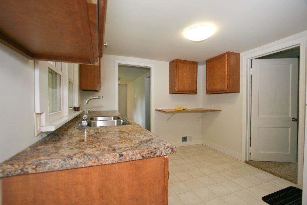 2312 S 6th St, Elkhart, IN 46517 photo 8