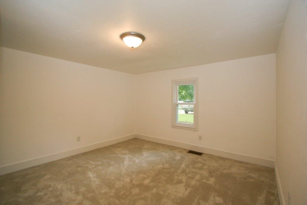 2312 S 6th St, Elkhart, IN 46517 photo 14