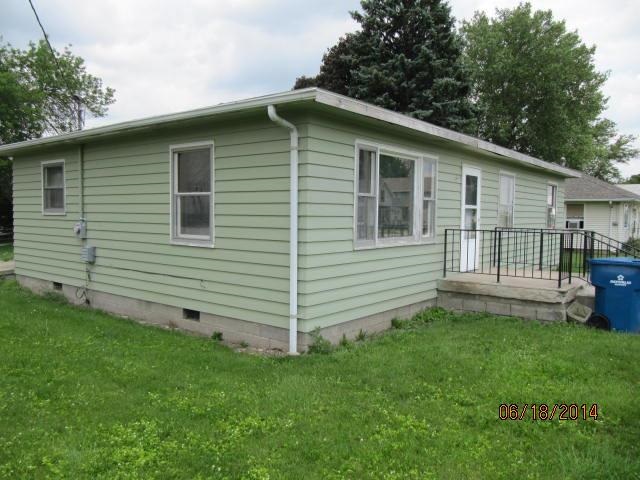 202 E Union St, Goodland, IN 47948 photo 4
