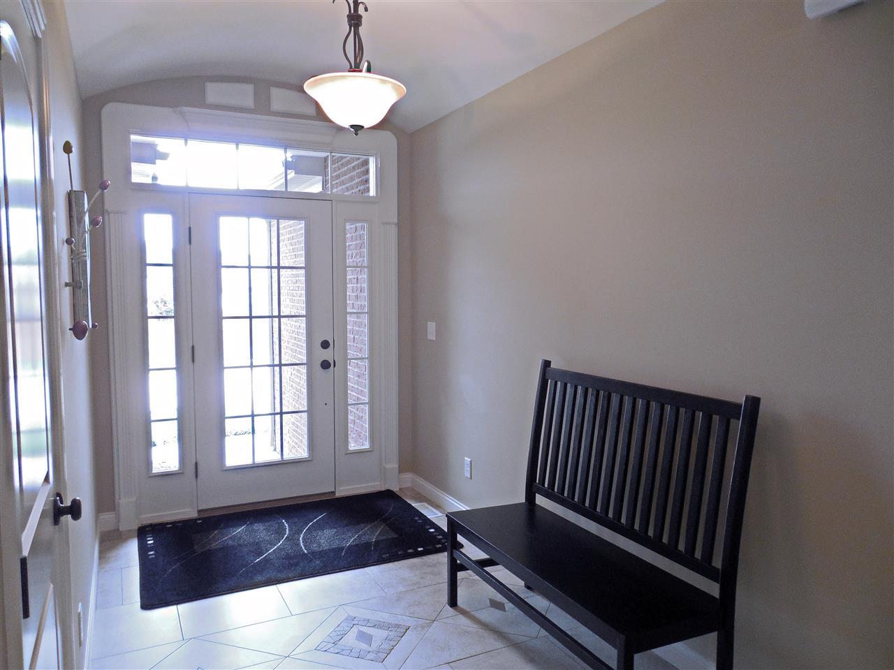 4278 Huntington Ridge Cir, Newburgh, IN 47630 photo 2
