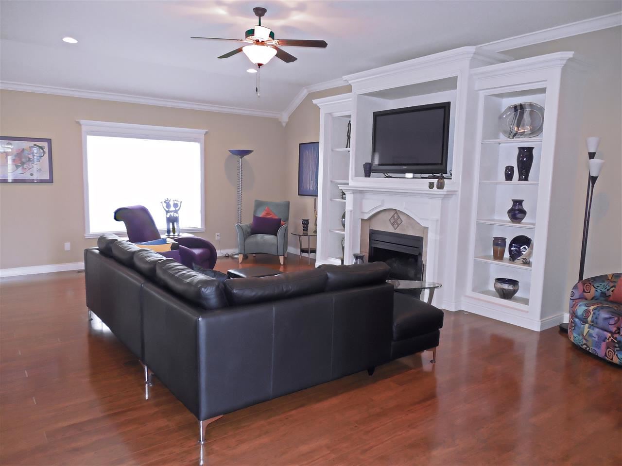 4278 Huntington Ridge Cir, Newburgh, IN 47630 photo 3