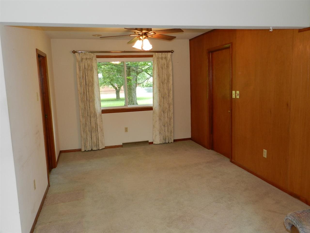 4073 W Grand Ave, Bloomington, IN 47404 photo 8