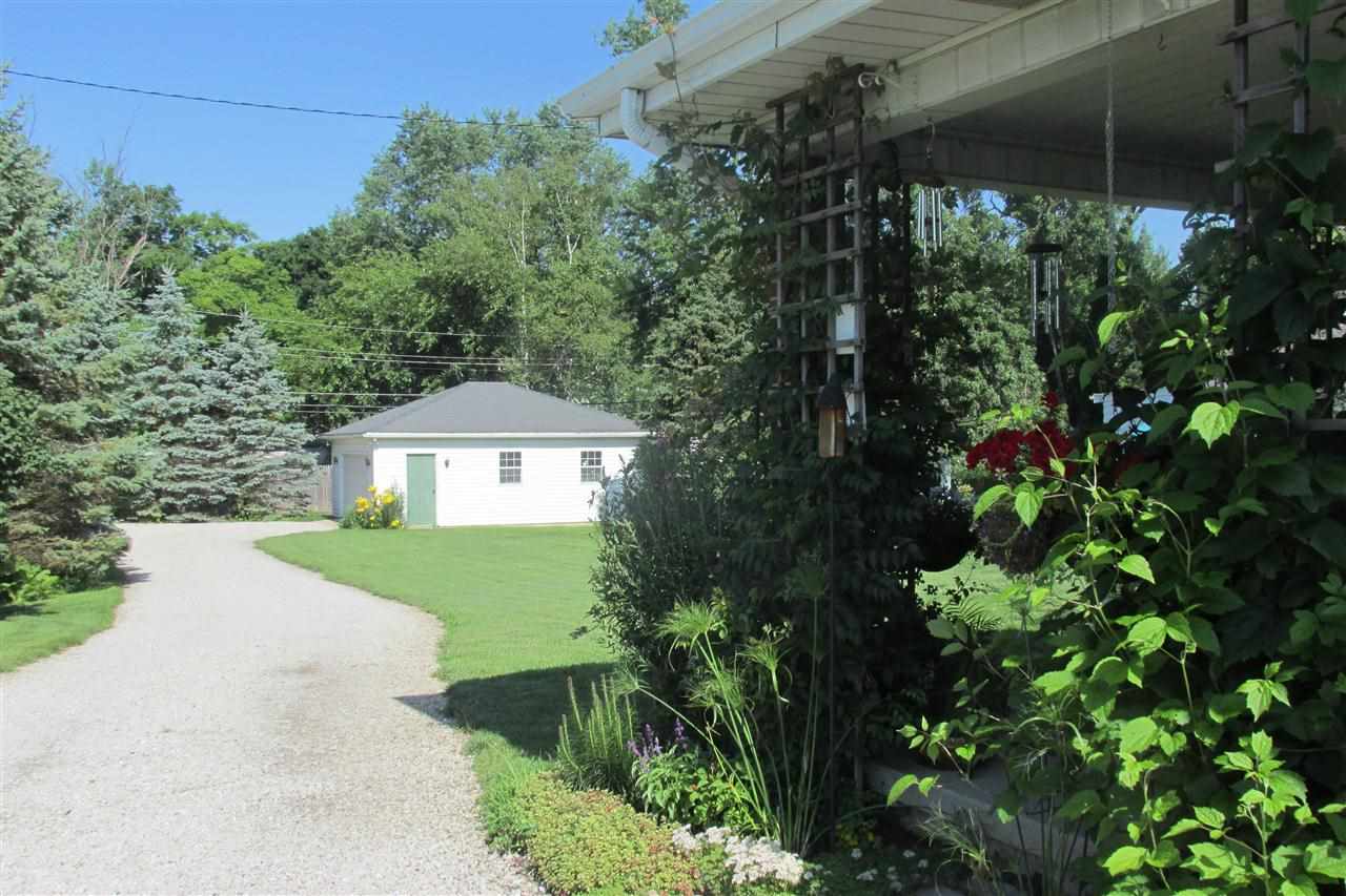 5606 Bluffton Rd, Fort Wayne, IN 46809 photo 4