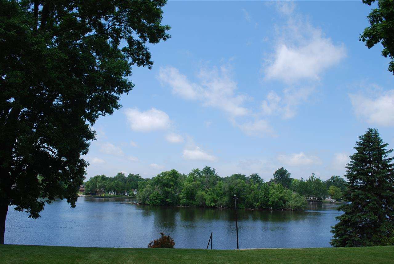 55897 Riverdale Dr, Elkhart, IN 46514 photo 22