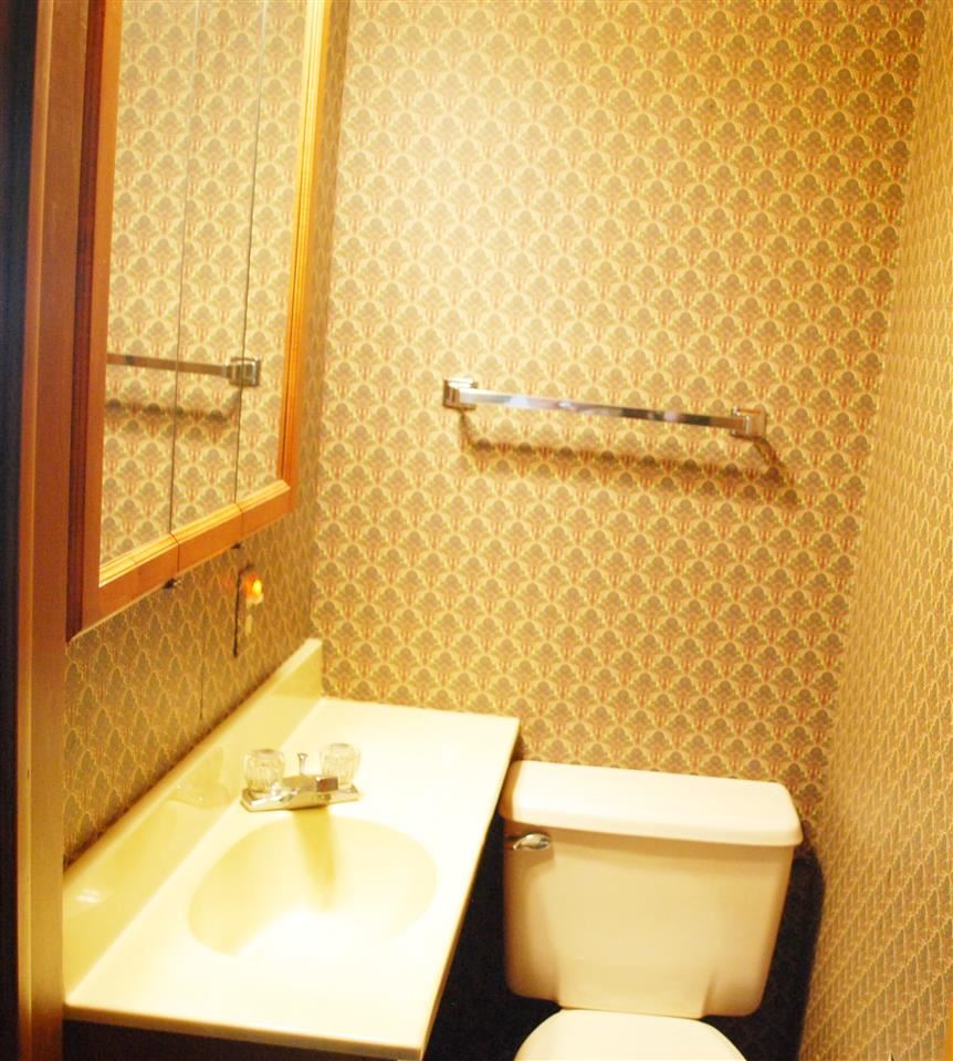 55897 Riverdale Dr, Elkhart, IN 46514 photo 16