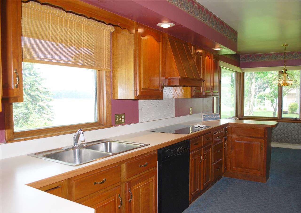 55897 Riverdale Dr, Elkhart, IN 46514 photo 8