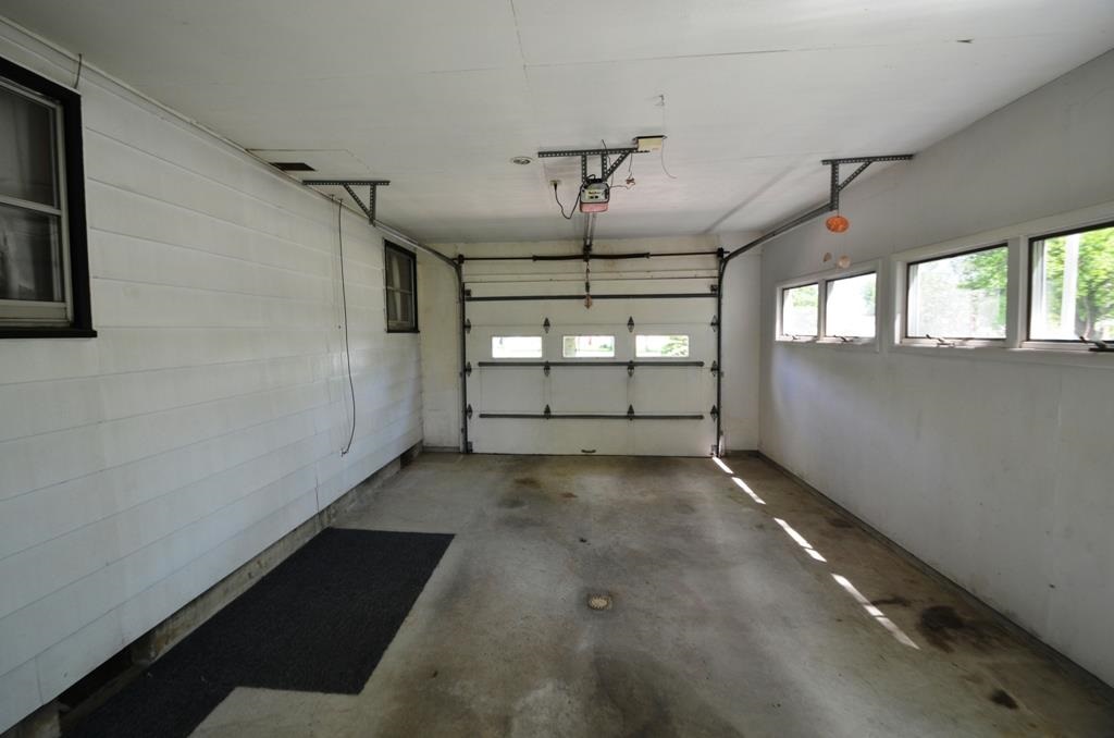 120 Pyle St, Geneva, IN 46740 photo 22