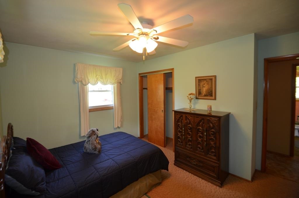 120 Pyle St, Geneva, IN 46740 photo 17