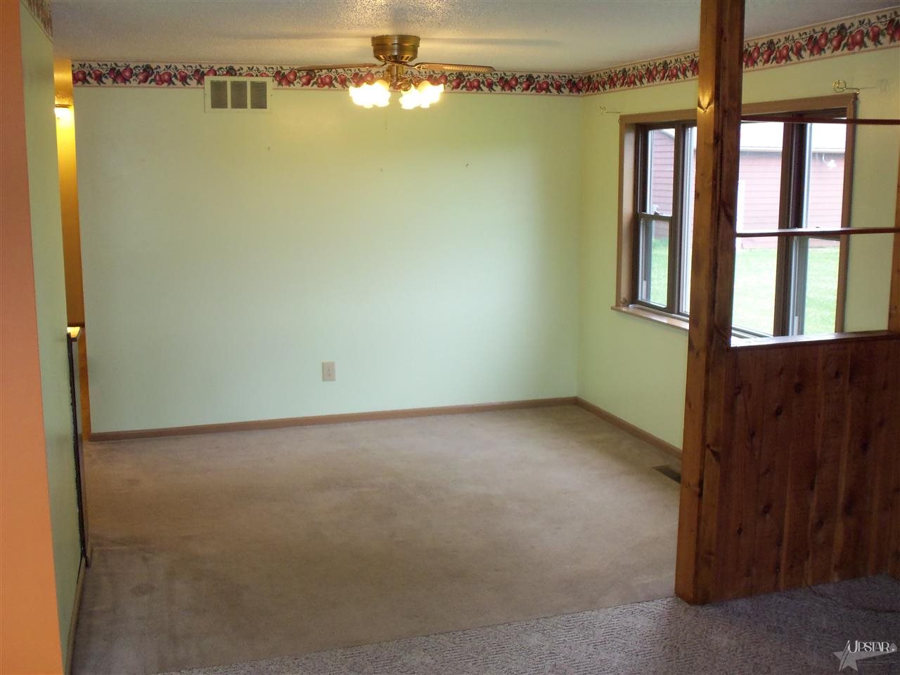 1059 State Road 8, Garrett, IN 46738 photo 3