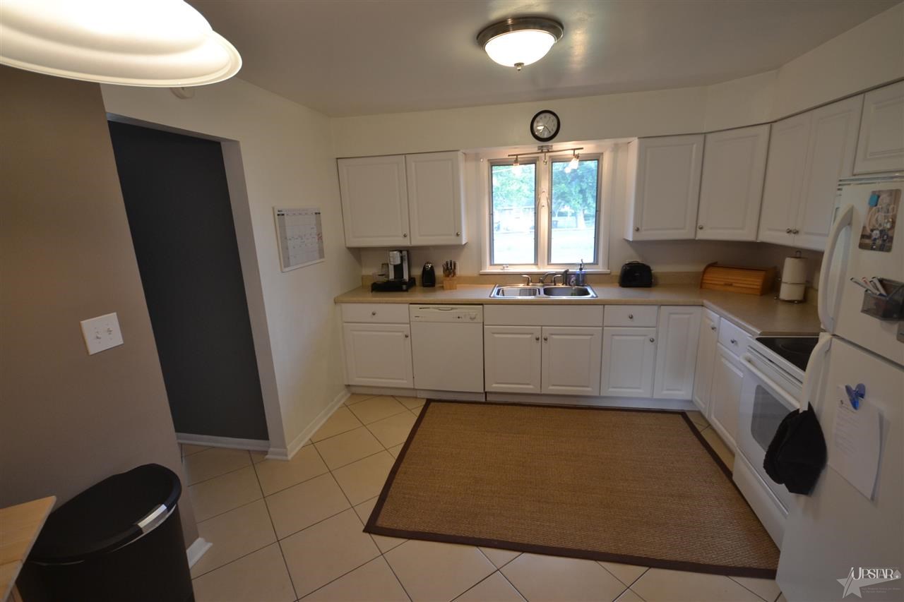 7246 Lamont Dr, Fort Wayne, IN 46835 photo 4