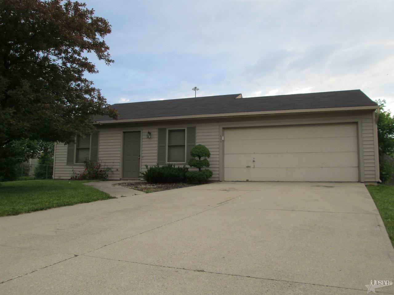 509 Larch Ln, Fort Wayne, IN 46825 photo 1