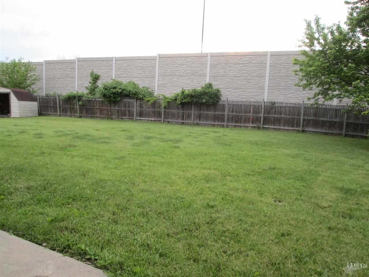 509 Larch Ln, Fort Wayne, IN 46825 photo 5