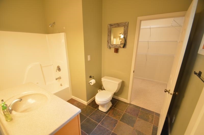 12569 W Tippecanoe Ranch Rd, Delphi, IN 46923 photo 9