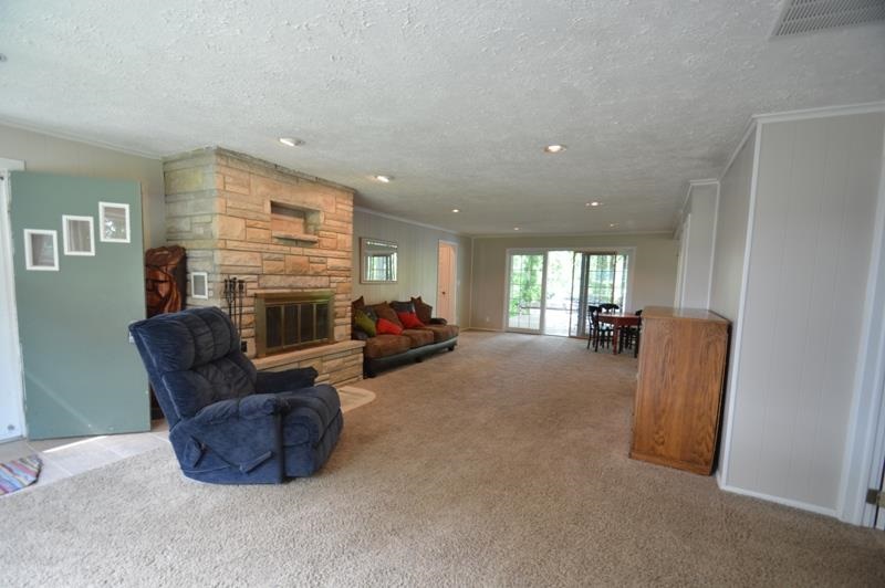 12569 W Tippecanoe Ranch Rd, Delphi, IN 46923 photo 3