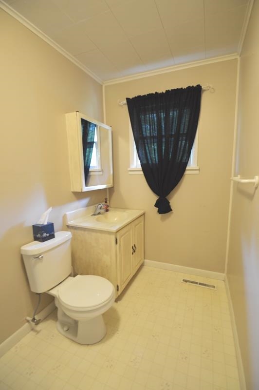 12569 W Tippecanoe Ranch Rd, Delphi, IN 46923 photo 5