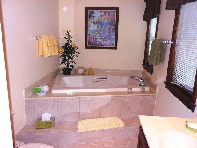 4802 Kuebler Rd, Evansville, IN 47720 photo 25
