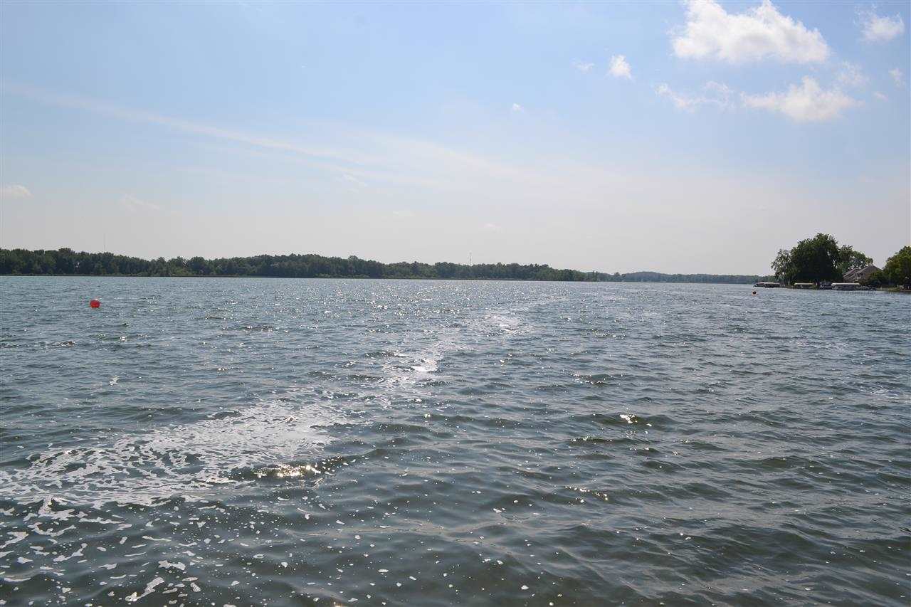 7855 N 450 W Lake Pleasant, Fremont, IN 46737 photo 2