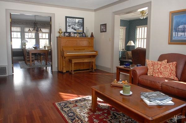 4535 Old Mill Rd, Fort Wayne, IN 46807 photo 2