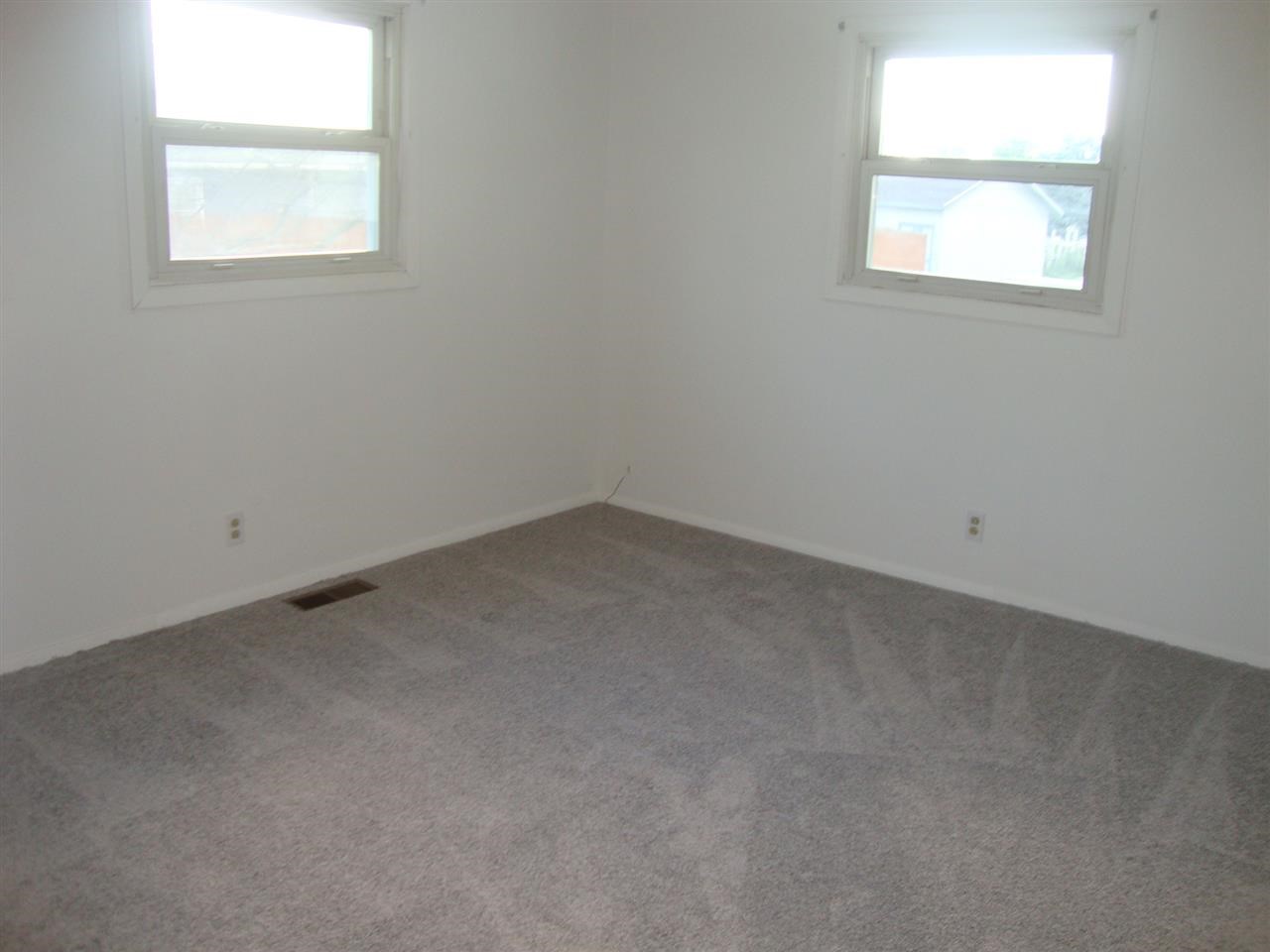 205 Park Ln, Butler, IN 46721 photo 16