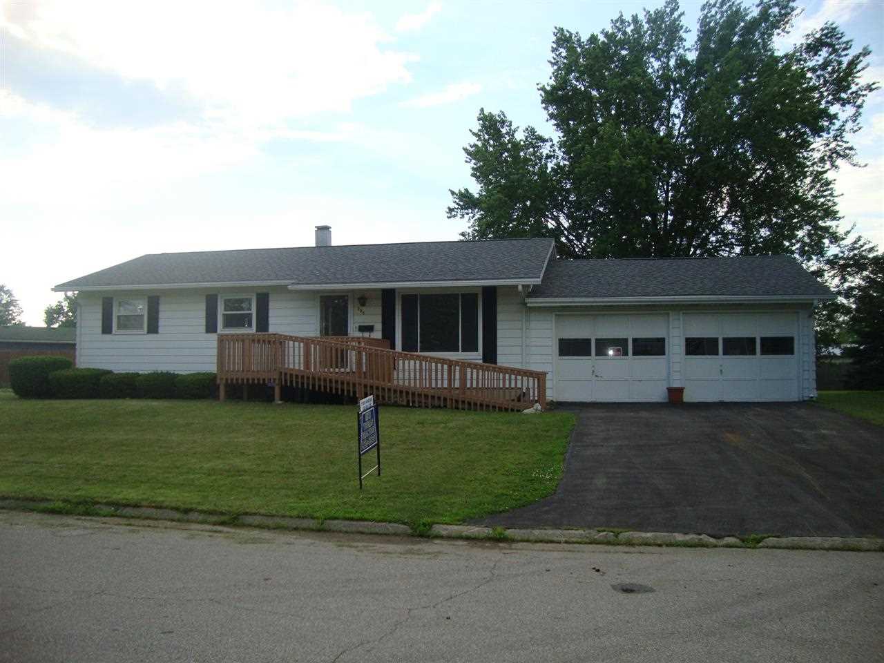 205 Park Ln, Butler, IN 46721 photo 2