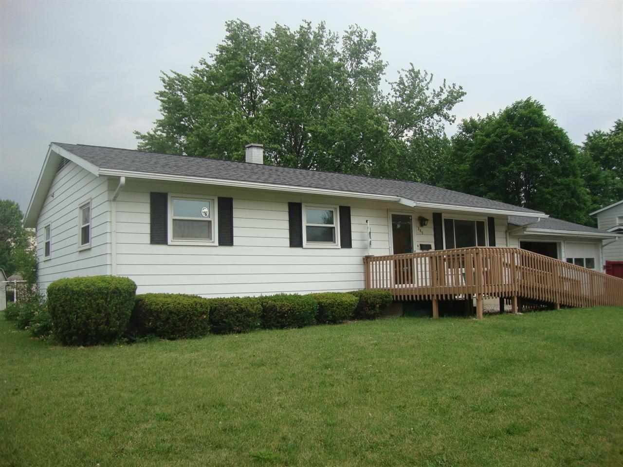 205 Park Ln, Butler, IN 46721 photo 1