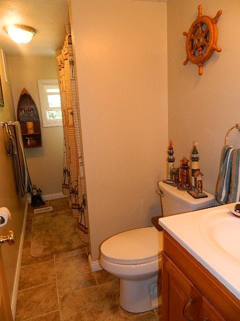 10790 E 662 S, Upland, IN 46989 photo 11