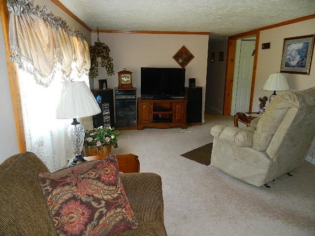 10790 E 662 S, Upland, IN 46989 photo 5