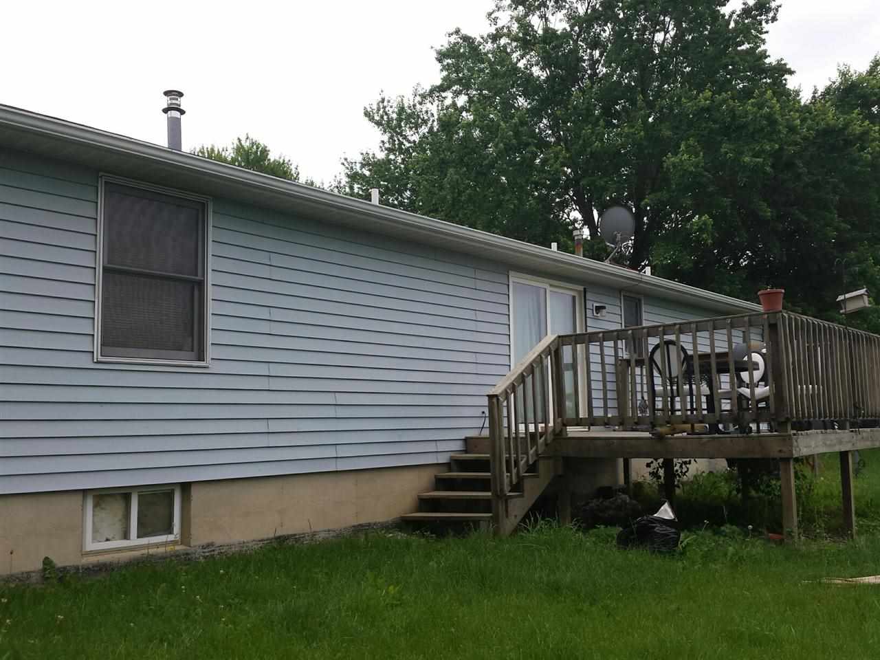 8575 Sycamore Rd, Plymouth, IN 46563 photo 2