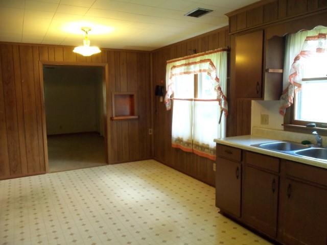 213 Vermont St, Princeton, IN 47670 photo 3