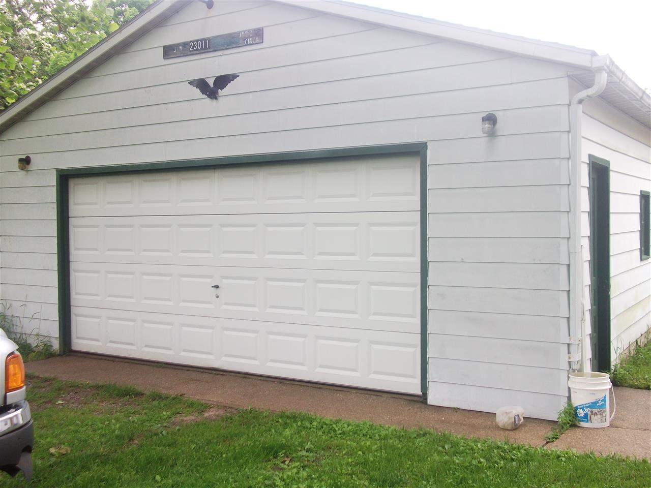 23011 Drexel Ave, South Bend, IN 46628 photo 3