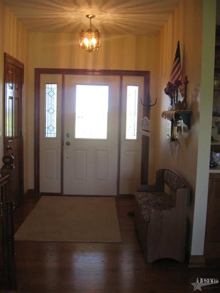 1890 E 800 S, Columbia City, IN 46725 photo 2