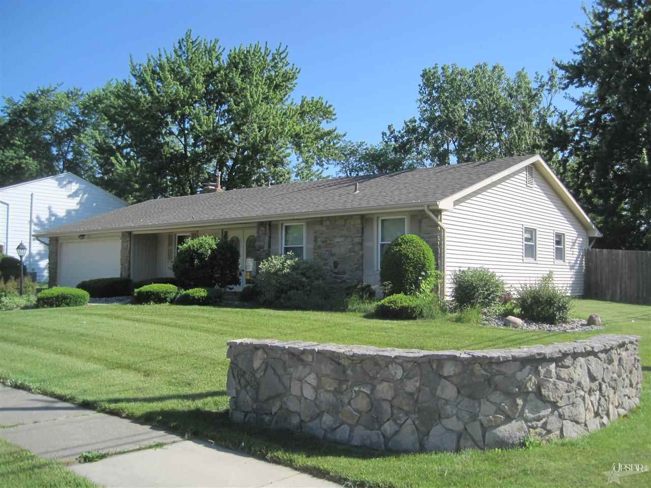 2938 Tonawanda Dr, Fort Wayne, IN 46815 photo 13