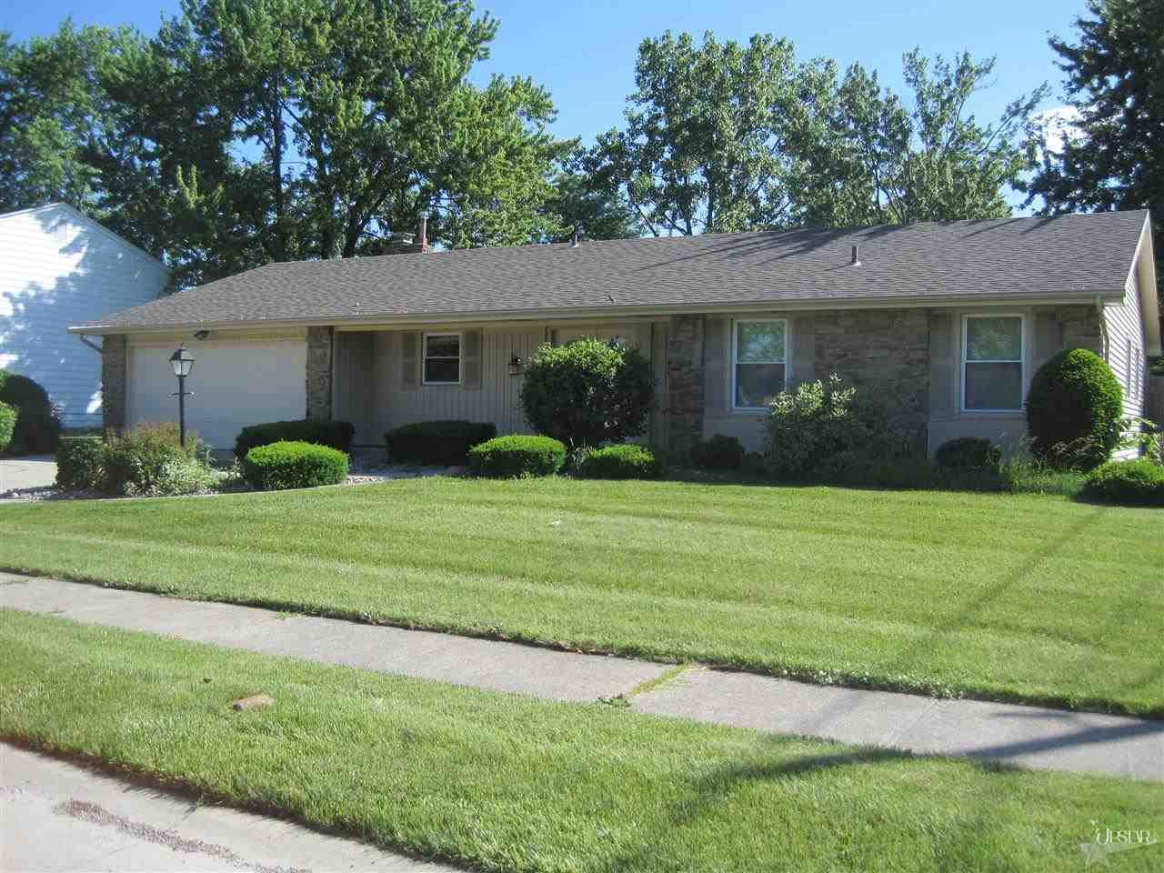 2938 Tonawanda Dr, Fort Wayne, IN 46815 photo 12