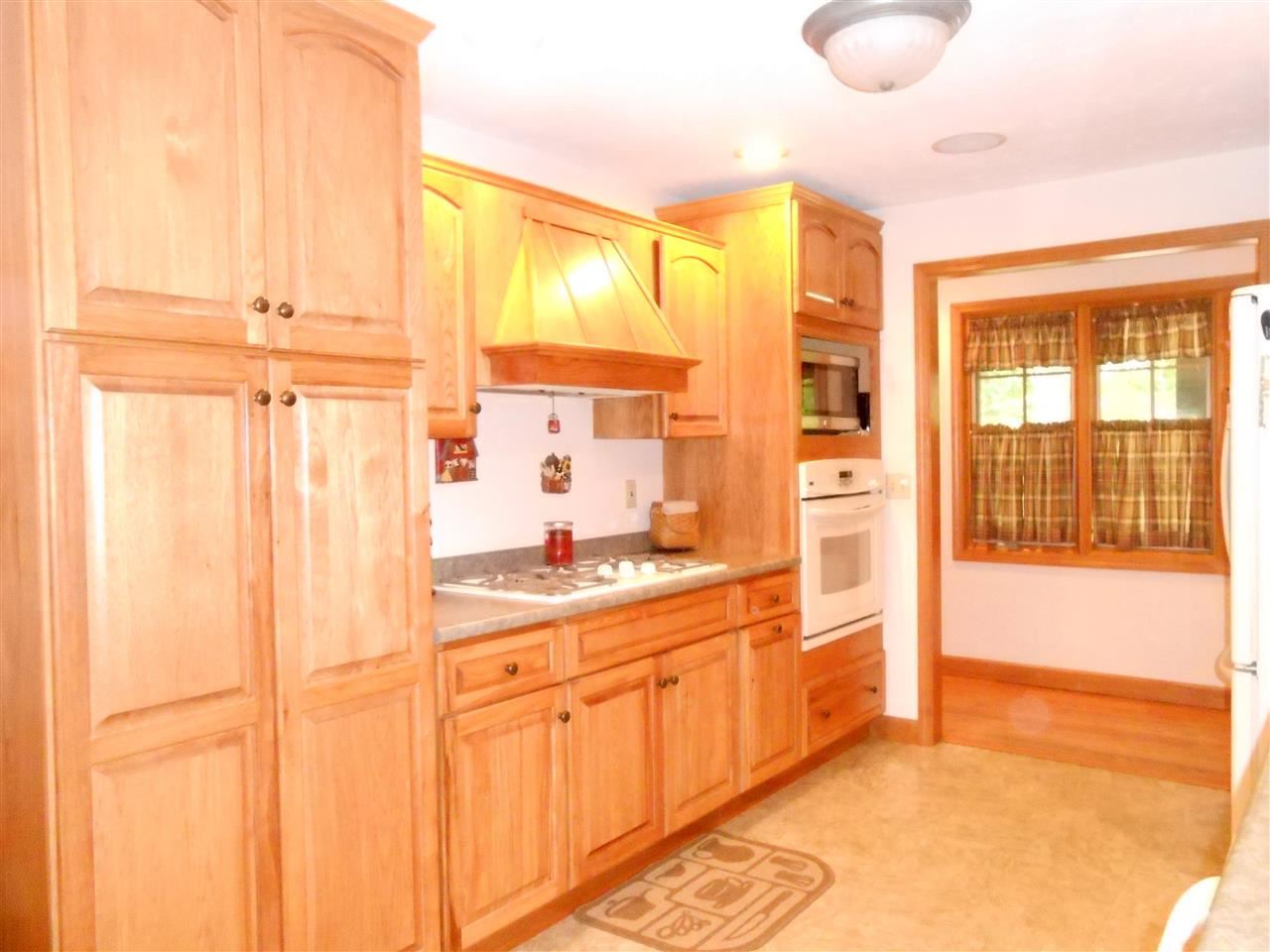 22475 Ireland Rd, South Bend, IN 46614 photo 4