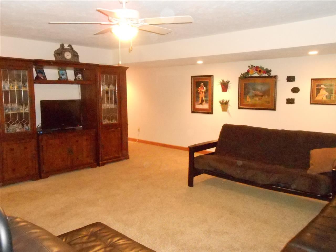 22475 Ireland Rd, South Bend, IN 46614 photo 12