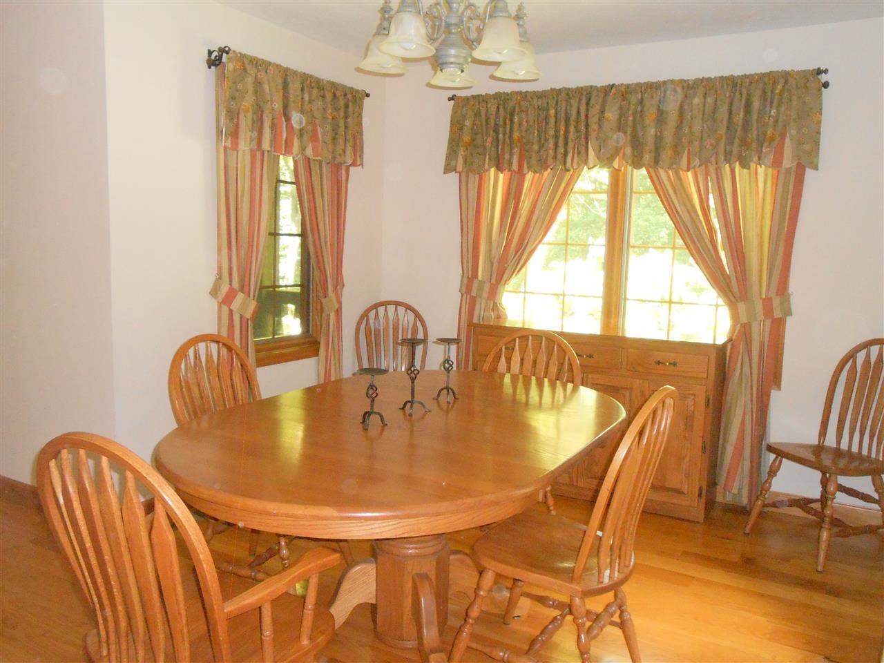 22475 Ireland Rd, South Bend, IN 46614 photo 6