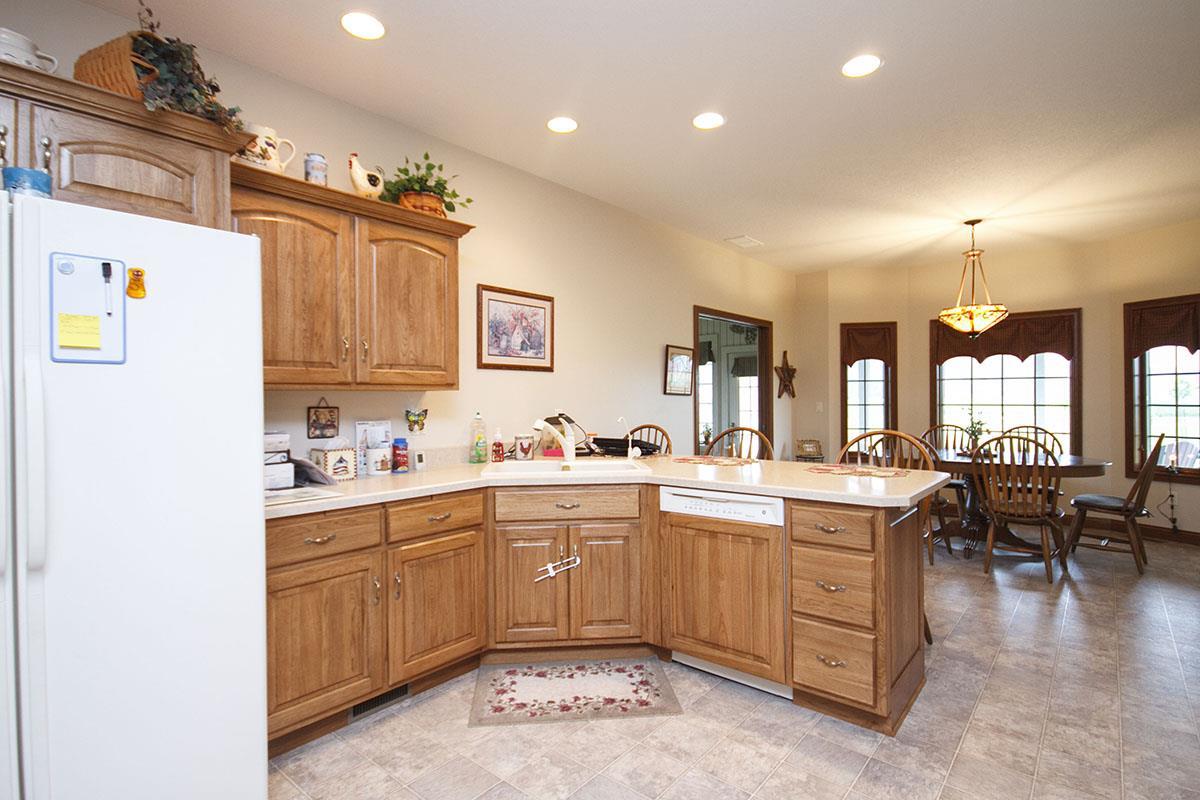 10110 Hoffman Rd, Fort Wayne, IN 46816 photo 5