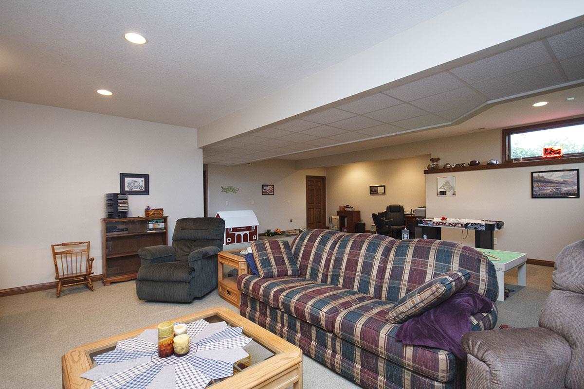 10110 Hoffman Rd, Fort Wayne, IN 46816 photo 22