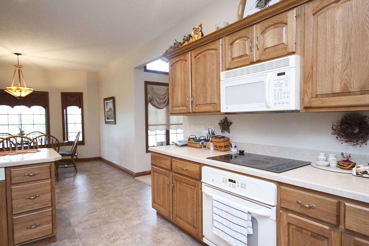10110 Hoffman Rd, Fort Wayne, IN 46816 photo 8