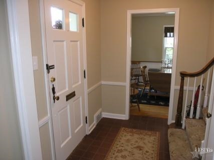 209 W Sherwood Ter, Fort Wayne, IN 46807 photo 2