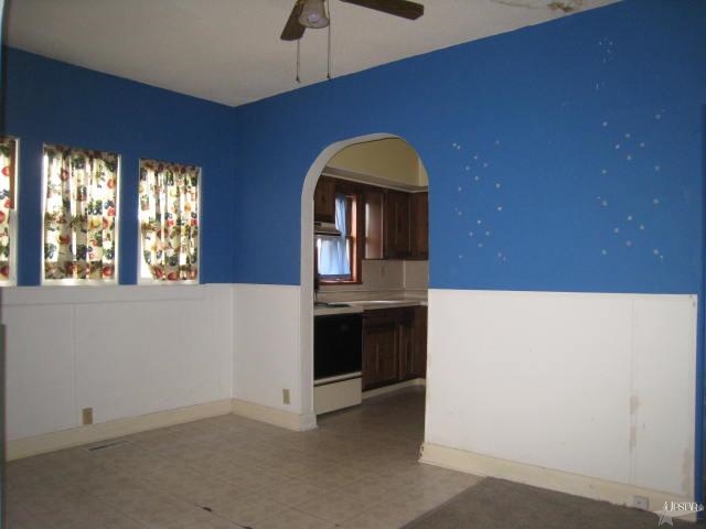 237 S Main St, Avilla, IN 46710 photo 10