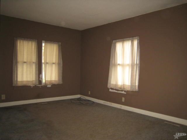 237 S Main St, Avilla, IN 46710 photo 2