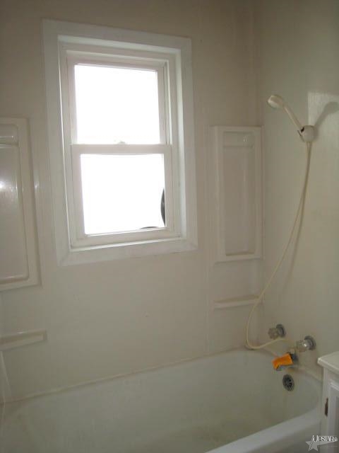 237 S Main St, Avilla, IN 46710 photo 12