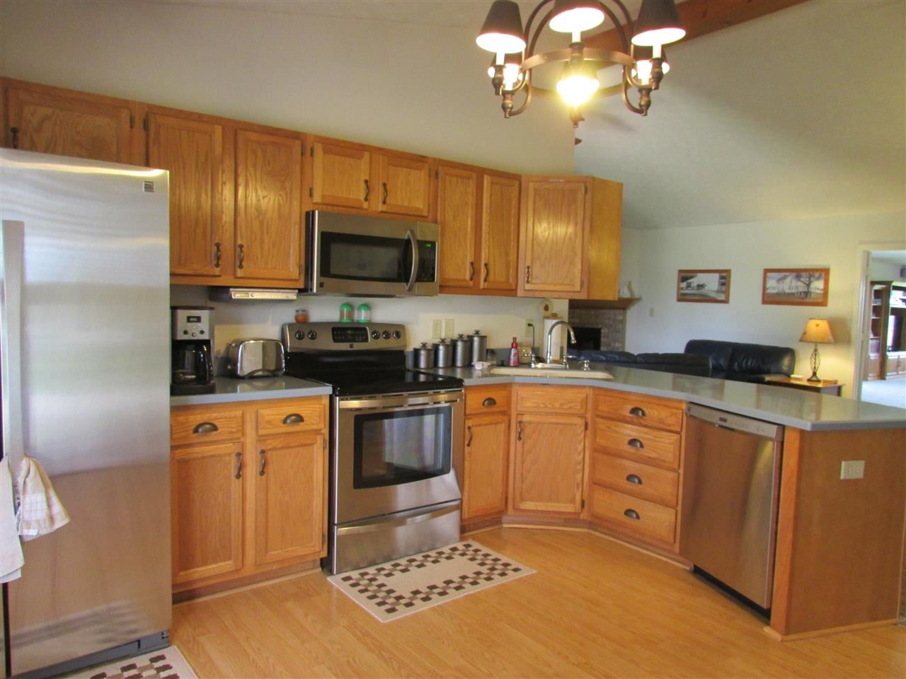 689 Ethan Ct, Peru, IN 46970 photo 6