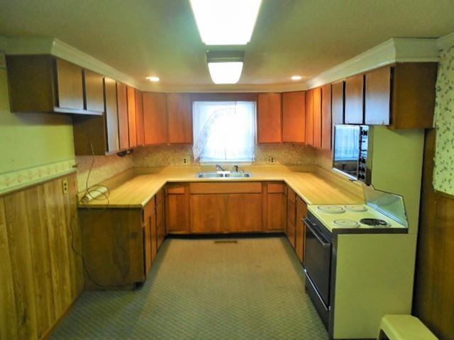 626 E Stephenson St, Marion, IN 46952 photo 5