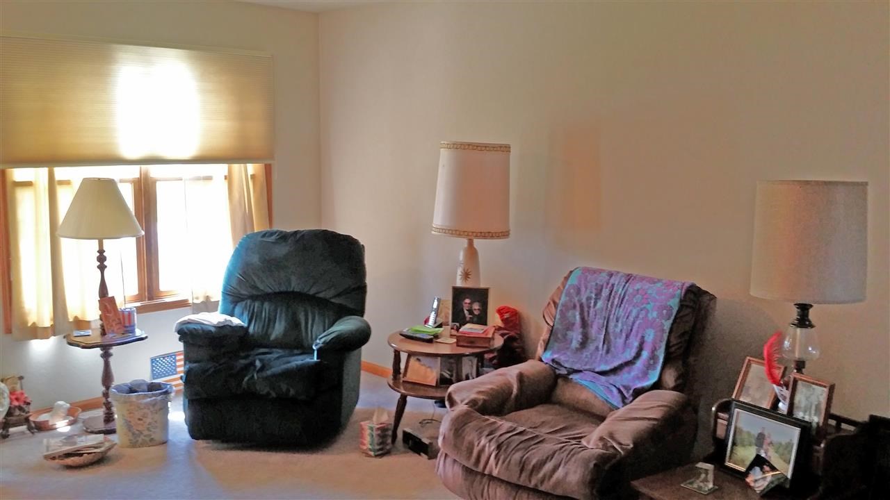 1531 Clover Creek Ln, Goshen, IN 46526 photo 3